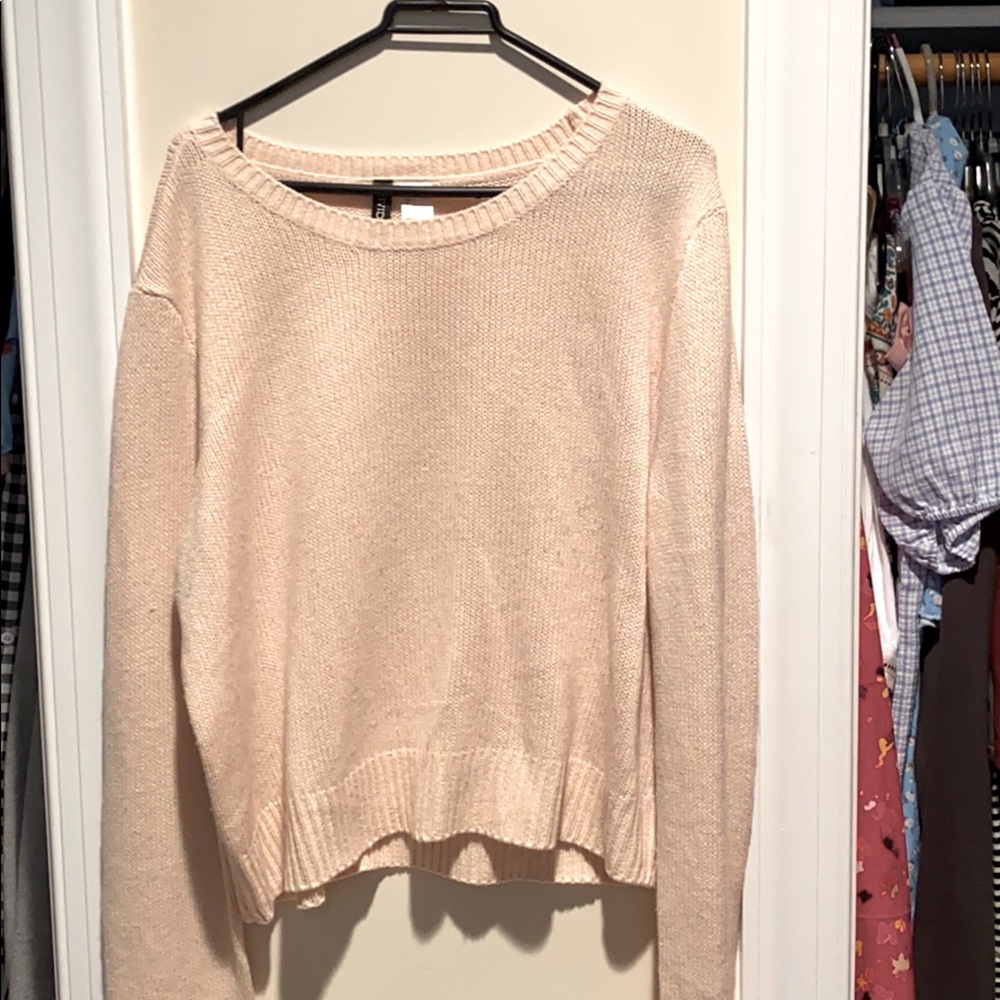pink sweater
